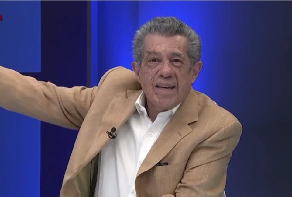 El Cristalazo. Redes, negocios, de salud mental. Por Rafael Cardona