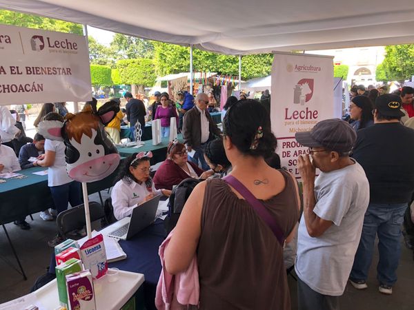La Segob llevó a cabo la Feria del Bienestar en el municipio de Ecuandureo como parte del Plan Michoacán