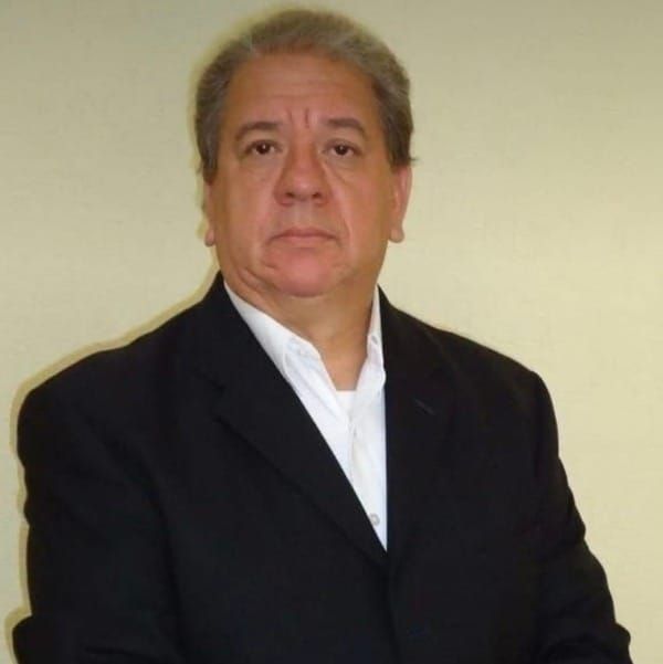 Ya Cantó El Gallo. Ya es LUNES 16 de Febrero. Saludos desde el Sur de Monterrey. Por Tío Toño