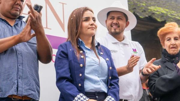 Aquí en el Congreso.  Grecia les arrebatará Michoacán.  Por José Antonio Chávez