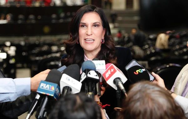 Fracking si, con responsabilidad: Kenia López