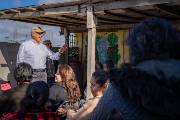Vecinos de Ejido Lázaro Cárdenas plantean demandas a Alfredo Álvarez