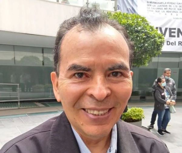 Para Contar. El pasaporte de Rubén Rocha Moya. Por Arturo Zárate Vite