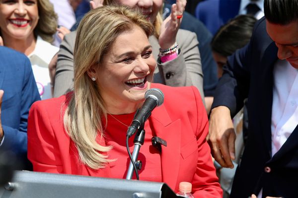 Maru Campos se trasladó a la CDMX para asistir a su cita ante la FGR
