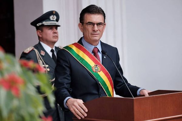 Presidente de Bolivia llama al diálogo a los sectores que protagonizan protestas y bloqueos