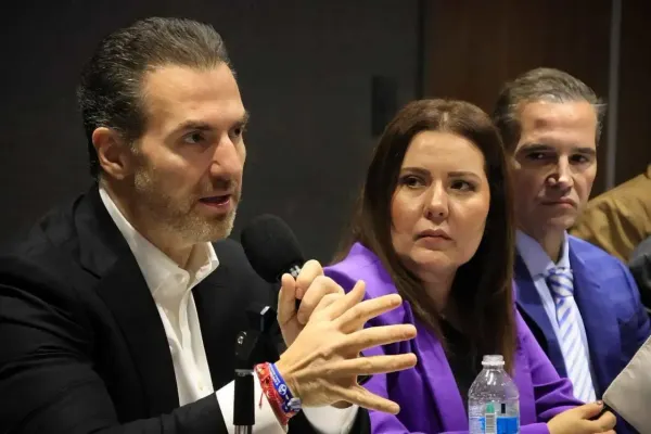 Advierte Adrián de la Garza riesgos para crecimiento de Nuevo León por falta de planeación