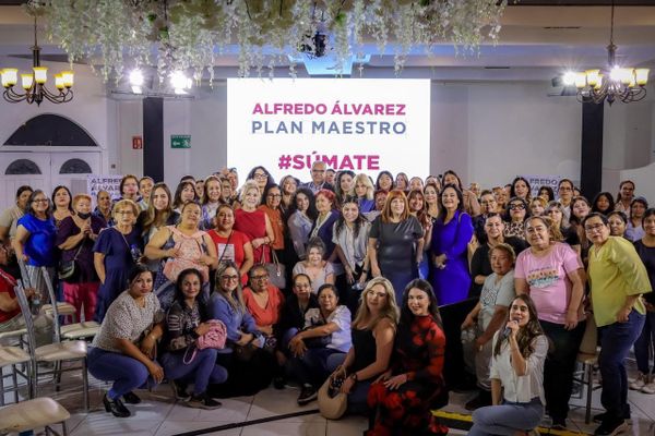 Alfredo Álvarez atiende invitación de mujeres en Mexicali Plantean problemáticas que les afecta en su vida diaria