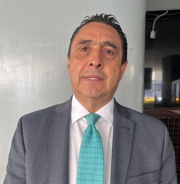 Aquí en el Congreso. Sargazo daño similar al huracán Wilma. Por José Antonio Chávez