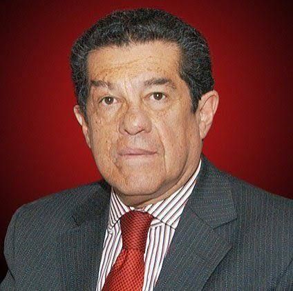 El Cristalazo. Espías, D.H. y algo más. Por Rafael Cardona