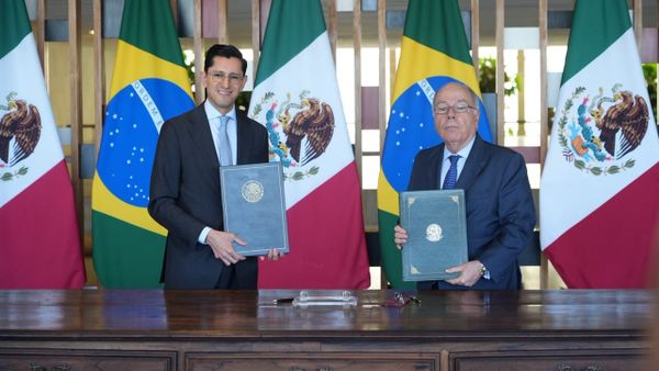 México y Brasil acuerdan fortalecer cooperación y ampliar inversiones estratégicas