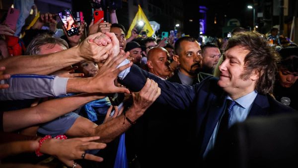 La falta de resultados de partidos tradicionales genera populismos de izquierda y derecha en el mundo: UNAM