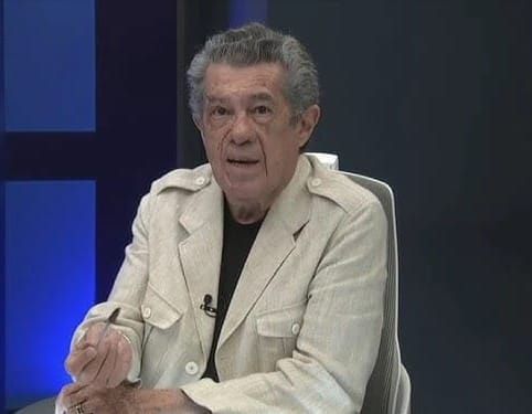 El Cristalazo. ¿Quién dicta el ajedrez? Por Rafael Cardona