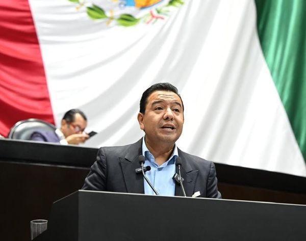 Héctor Téllez cuestiona a titular de Hacienda sobre endeudamiento y acusa falta de inversión en Paquete Económico 2027