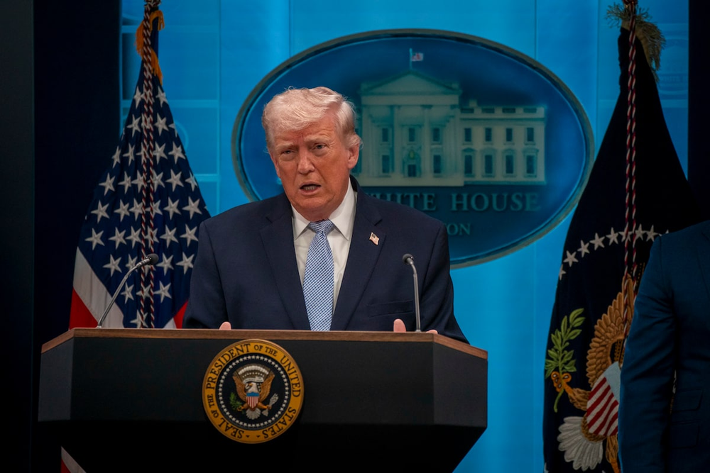 Trump: U.S. Will Guide ‘Neutral’ Ships Out Of Strait Of Hormuz