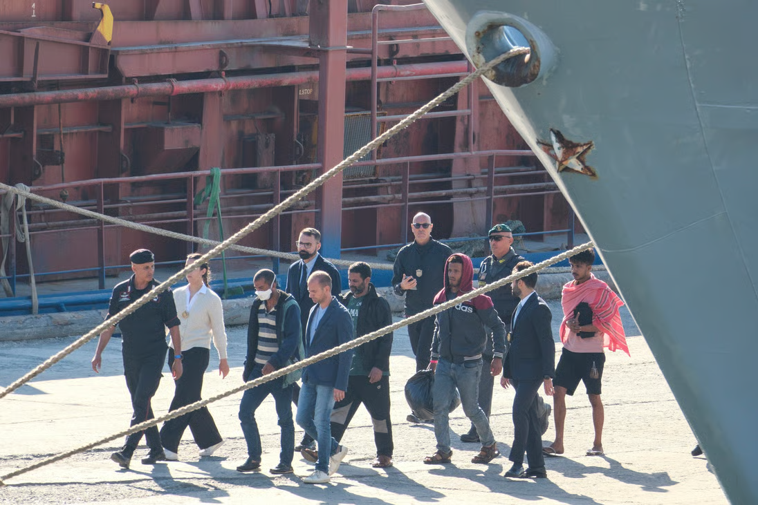 EU Tightens Migrant Return Policy, Plan For ‘Return Hubs’