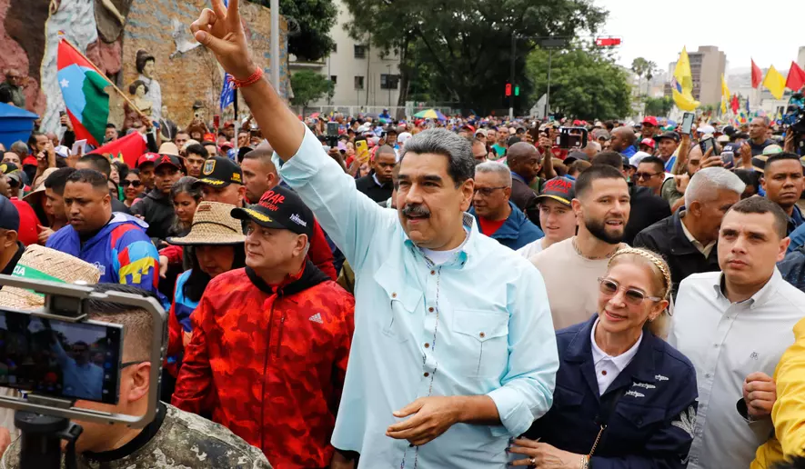 Trump Orders Blockade Of All Venezuelan Oil Tankers, Labels Country A Foreign Terrorist Organization