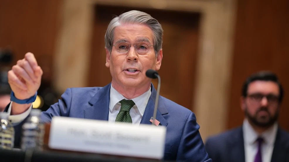 U.S. Admin Explores Using Frozen Iranian Assets To Help Rebuild Gulf States