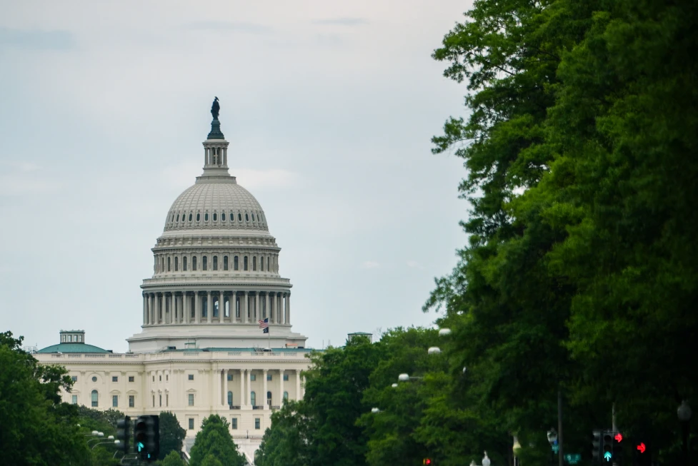 Senators Vote To Withhold Pay During Gov. Shutdowns