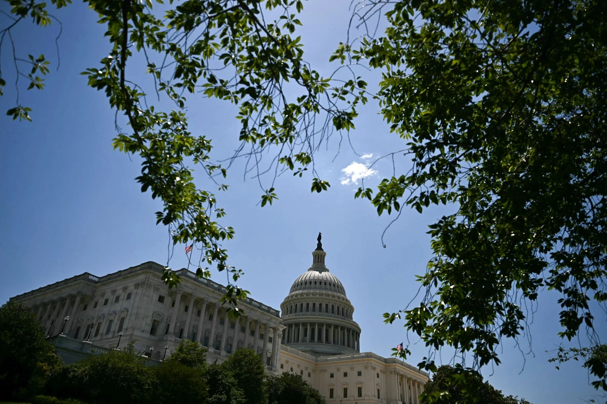 Senate Passes $70 Billion Dollar Bill For I.C.E. & Border Patrol