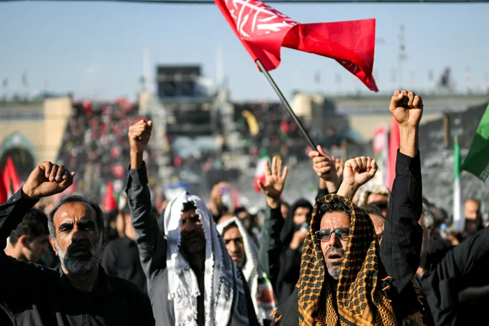 Mojtaba Khamenei Absent From Funeral Of His Father