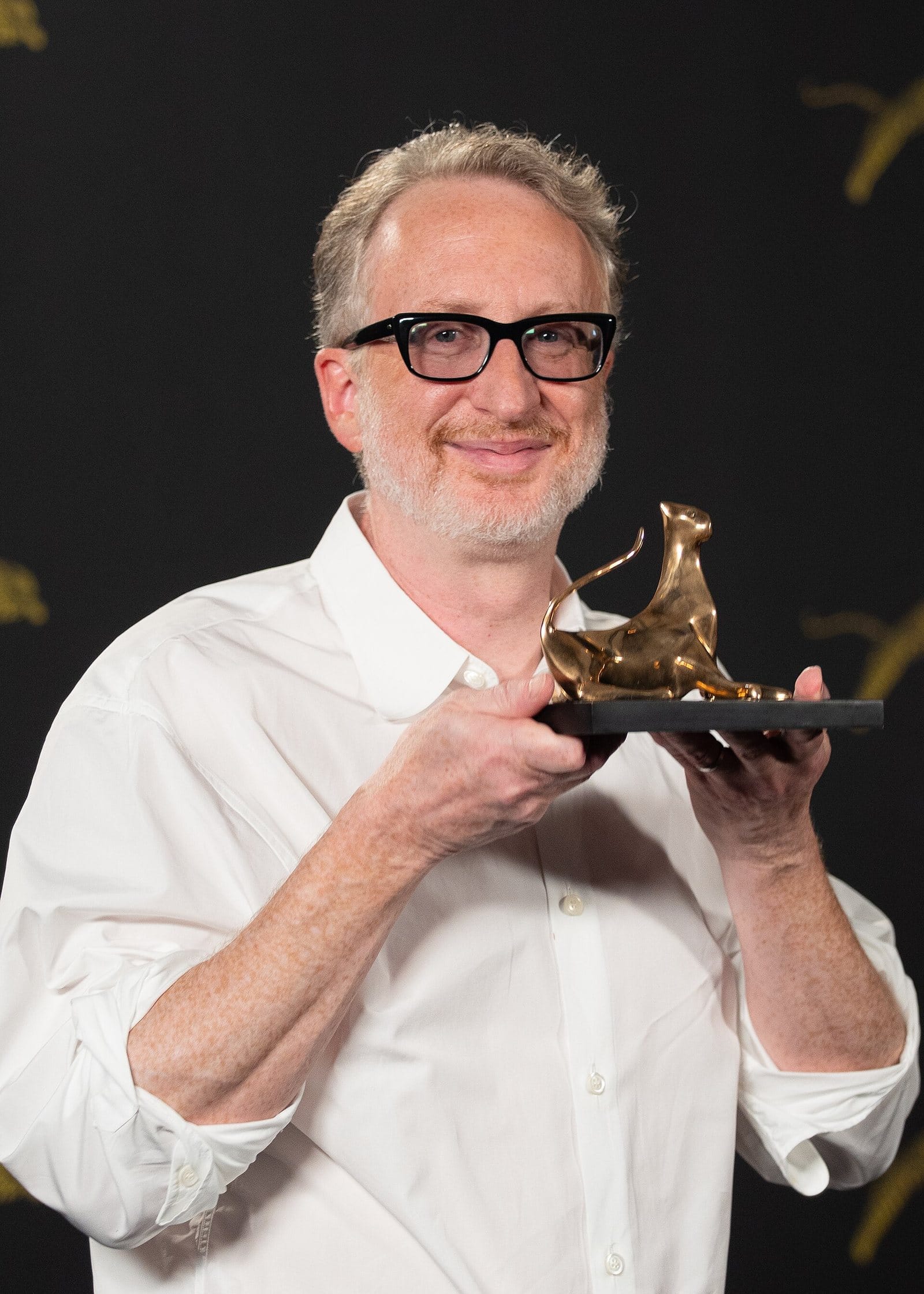 Director James Gray with his Pardo alla Carriera award.