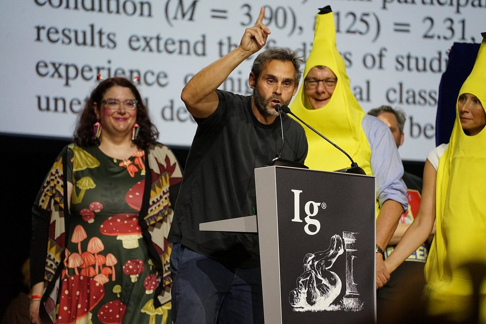 Paul Piff accepts the Ig Nobel Prize in Economics.