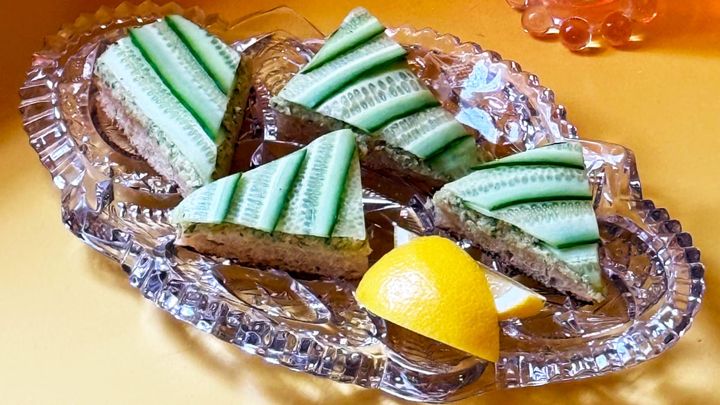 In Defense of Canapés