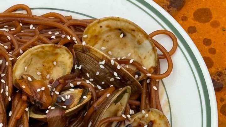 Hong Kong Black Pepper Spaghetti alle Vongole