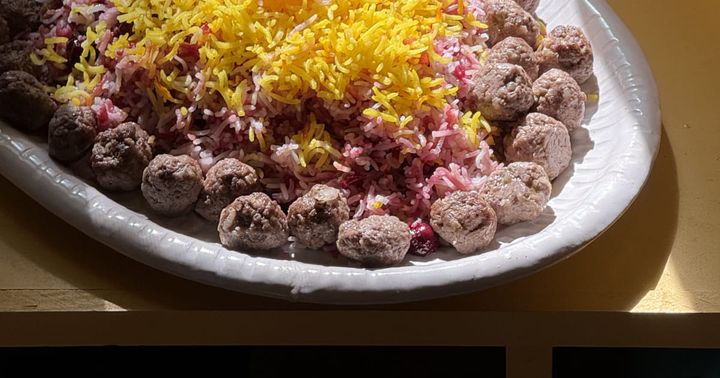 Albaloo Polo with Koofteh Ghelgheli