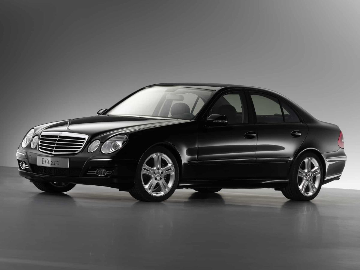 Benz W211 車型介紹