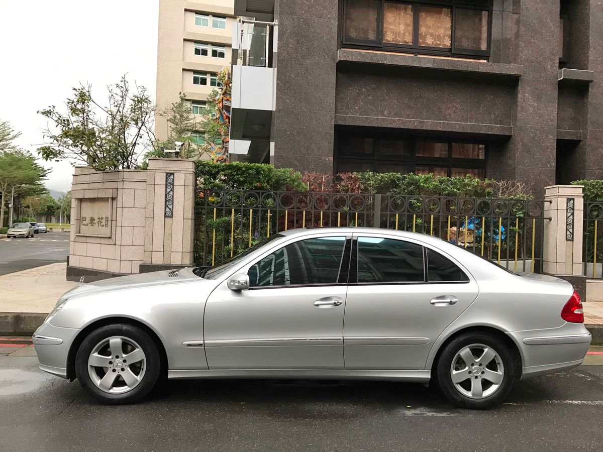No.3 售 2005款 W211 E320 銀色 （已售出）