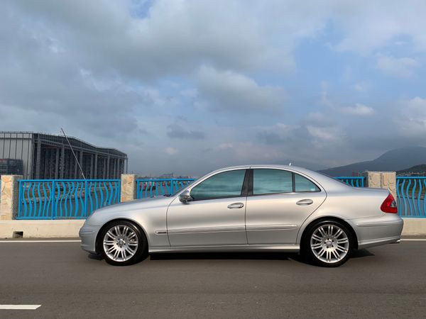 No.59. 2009年式 W211 E200K 銀色 Avantgarde（已售出）