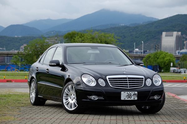 No.31 售 2007款 W211 E280 黑色 (已售出)