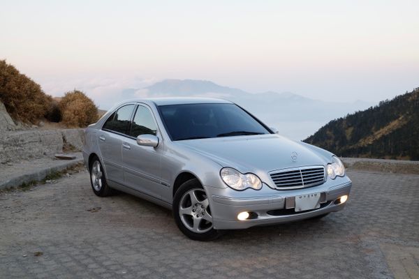No.40 售 2001款 W203 C240 銀色 (已售出）