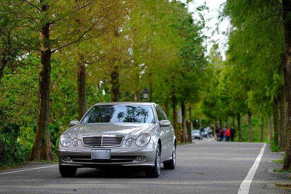 No.17 售 2005款  W211 E350 Avantgarde 灰色