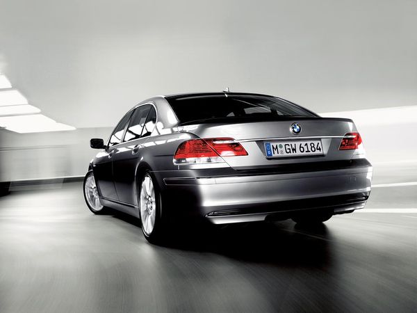 BMW 7系列 E66 / E65 真正王者風範的奢華座駕