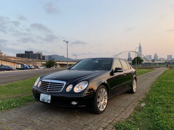 2008 Benz W211 E280 黑色
