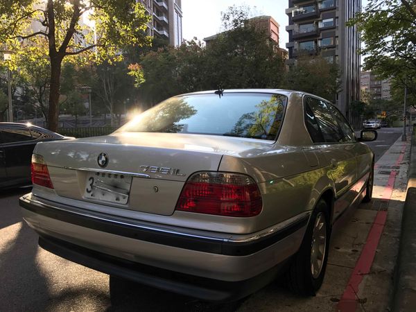 售1999 BMW E38 735IL （已售出）