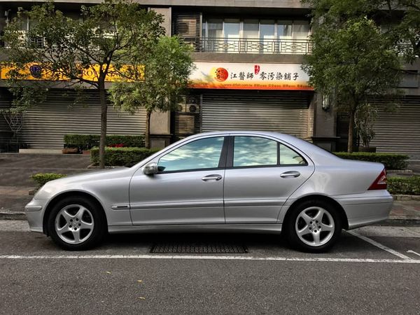 No.5 售2005款 W203 C200k 銀色（已售出）
