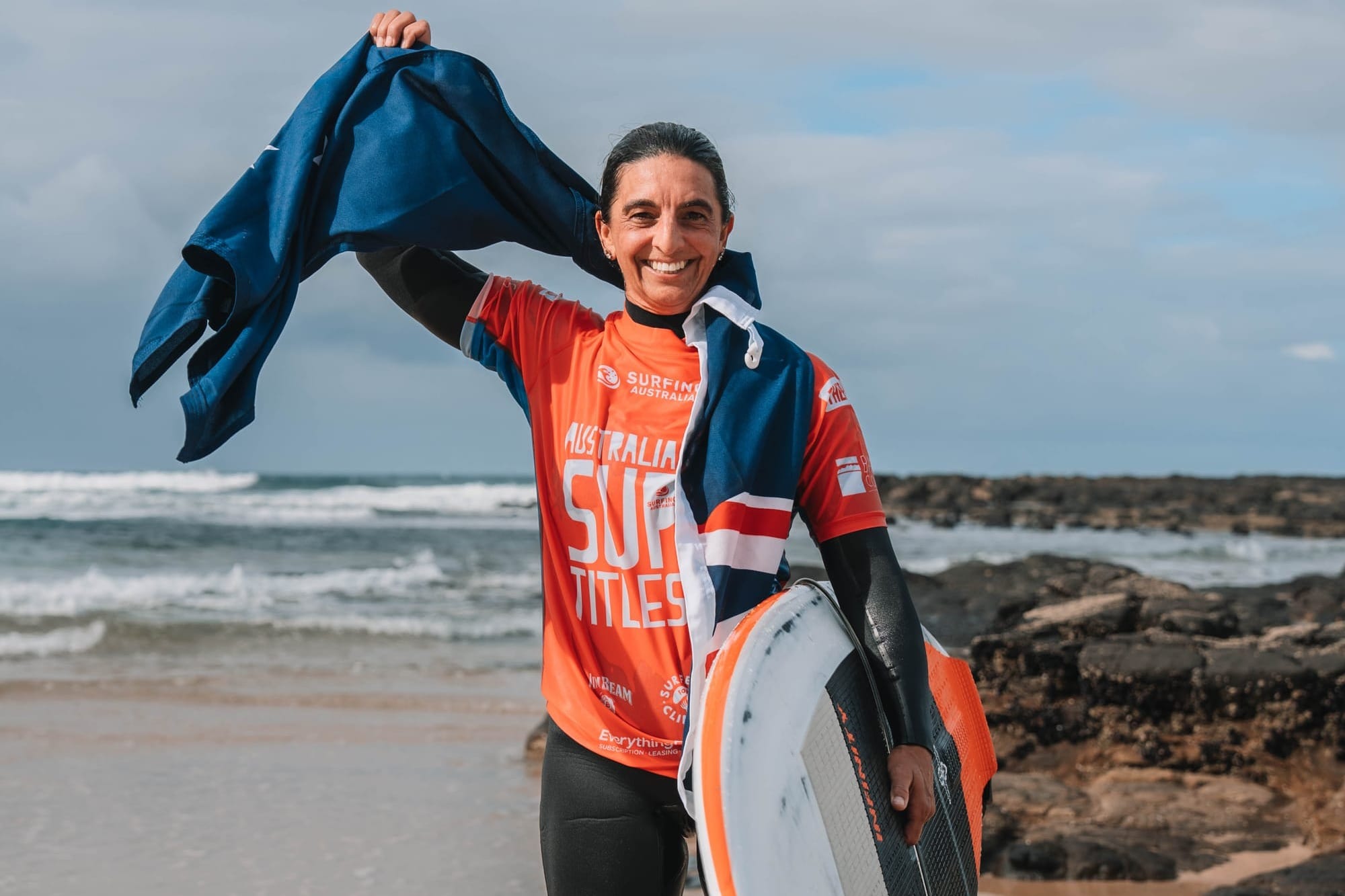 Stand-up star shows youngsters how it's done  post image