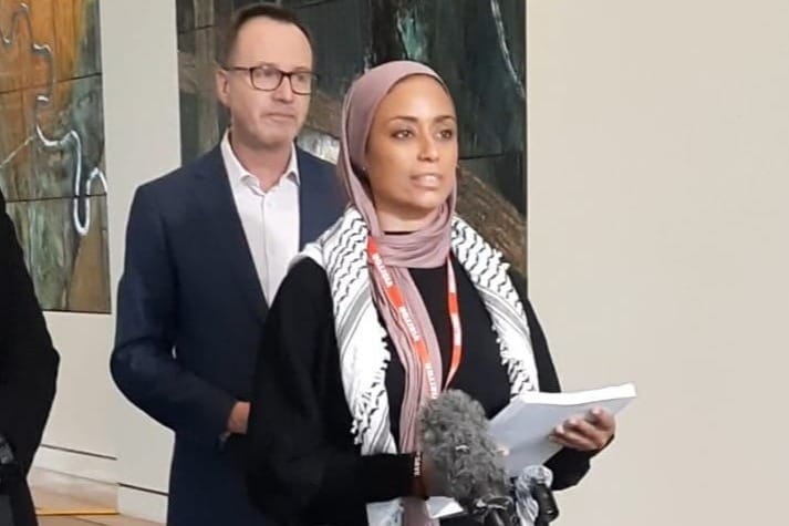 Local pharmacist delivers call for Gaza action signed by over 3000 healthworkers