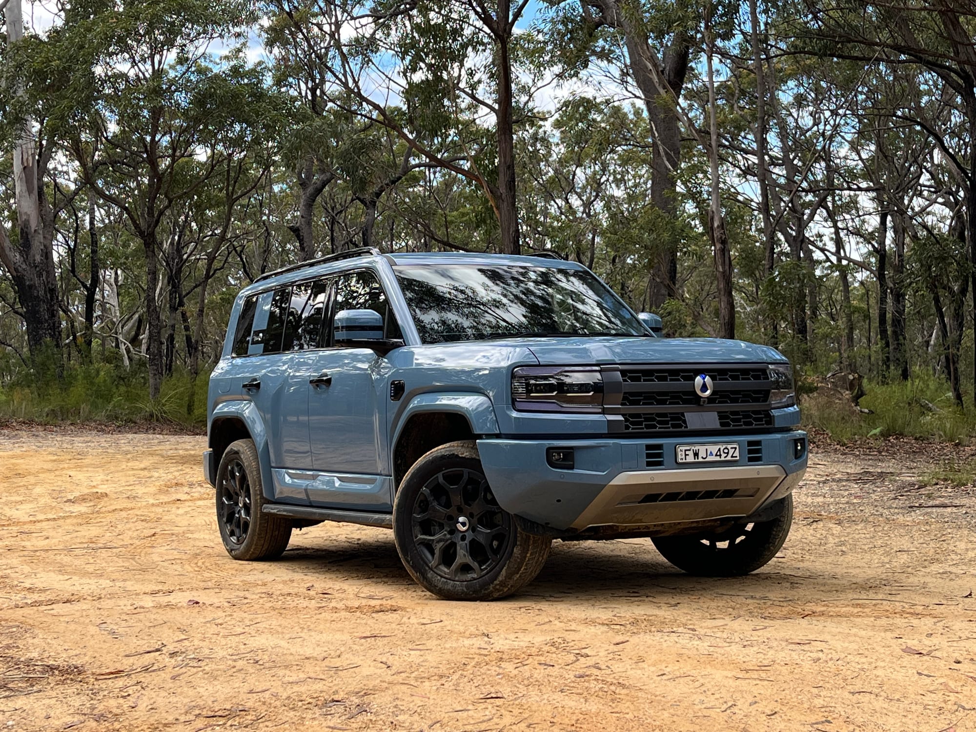 Driven: 2026 Denza B5 Leopard PHEV 
												post image