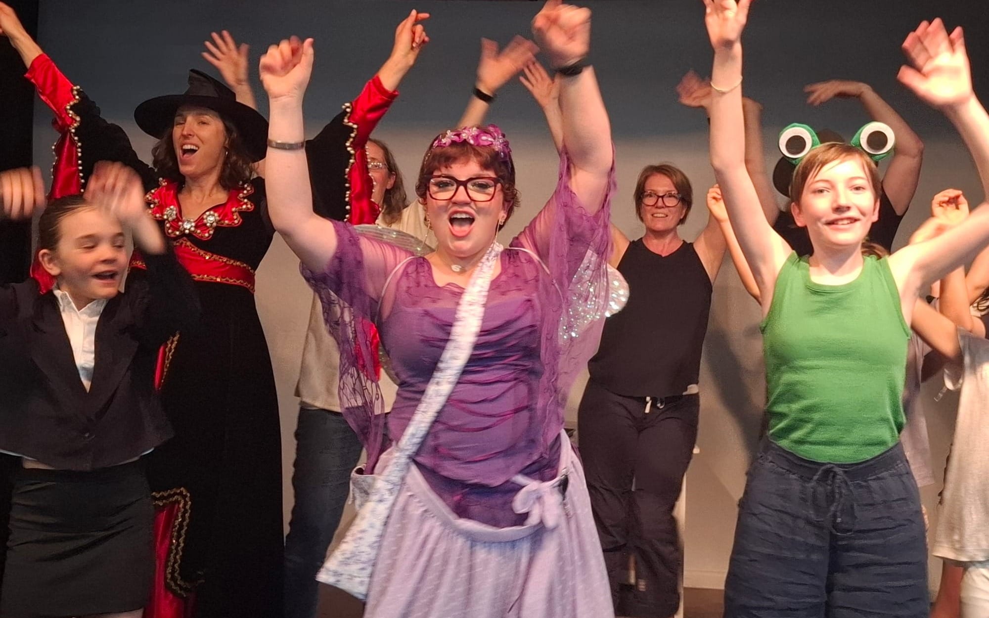 Note new dates for SPAT panto auditions 
												post image