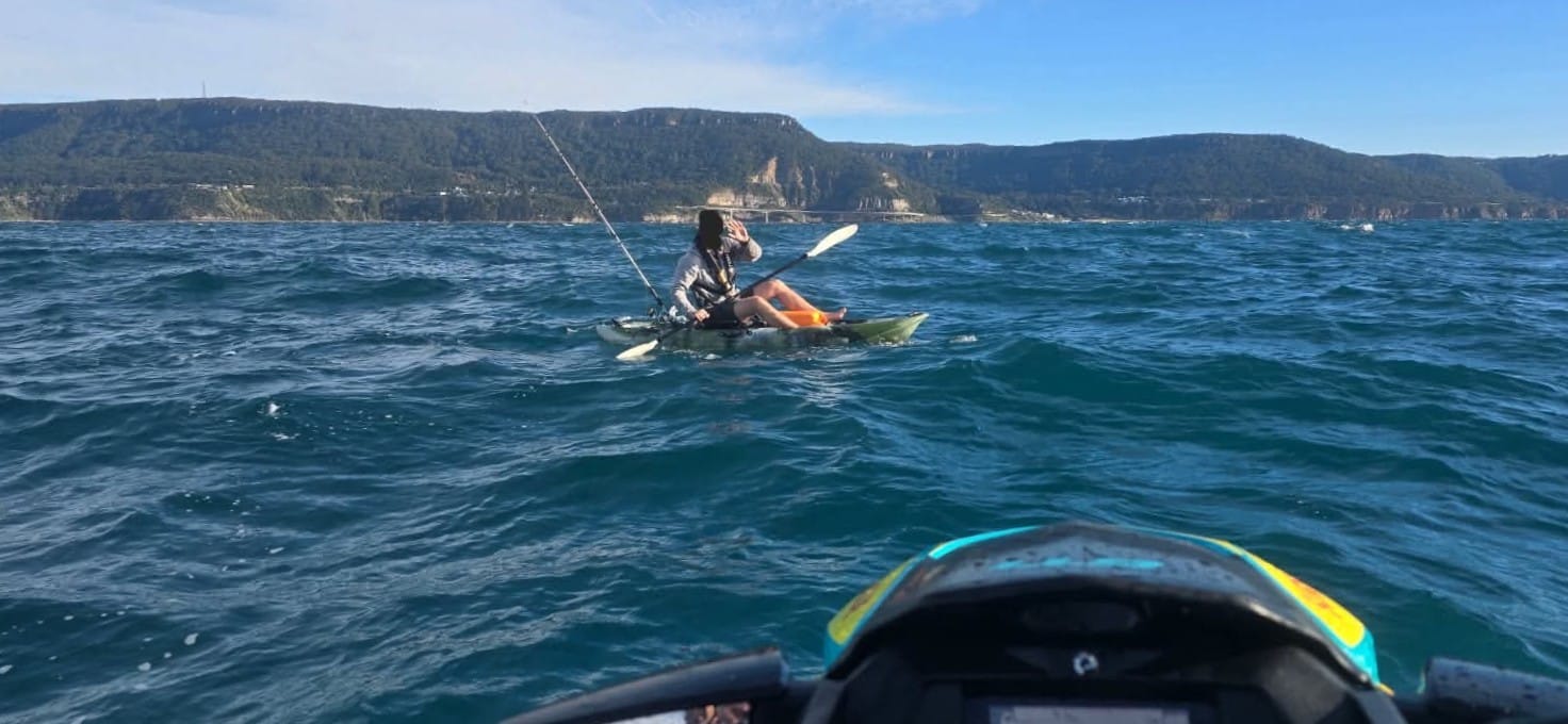 Lifesaver races to kayak rescue 
												post image