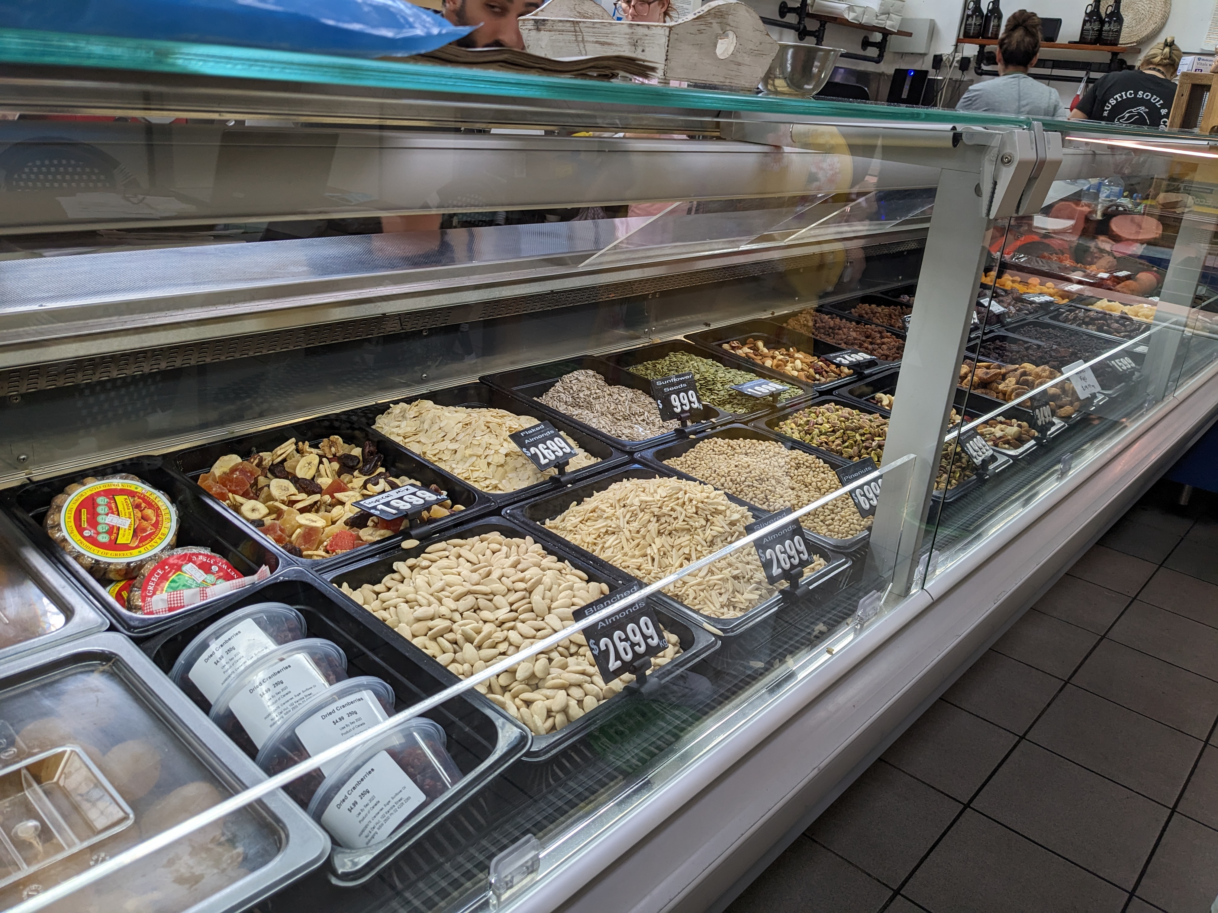 Where to buy nuts in your own containers  post image