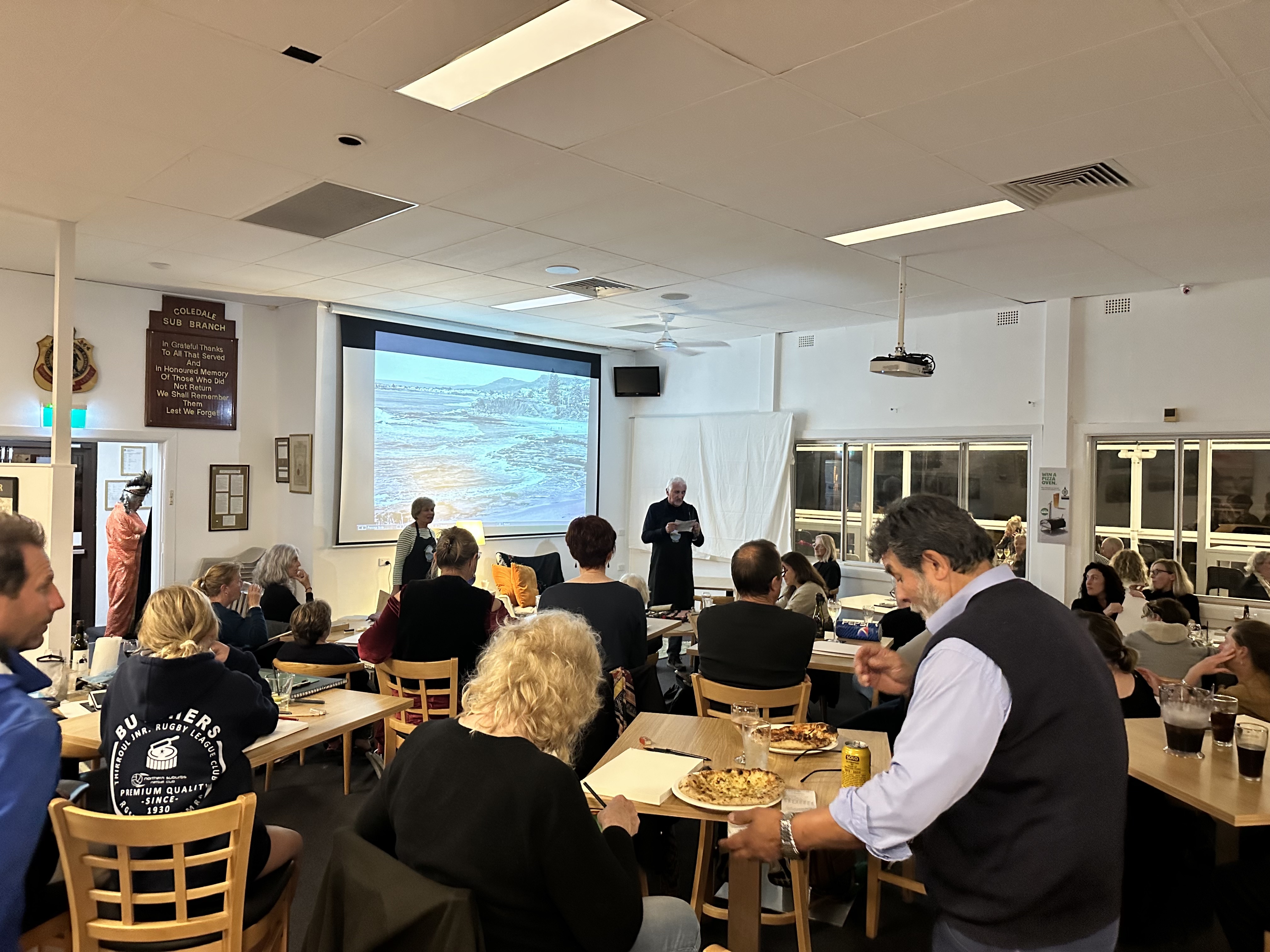 Arty events lure crowds back to Coledale RSL Club