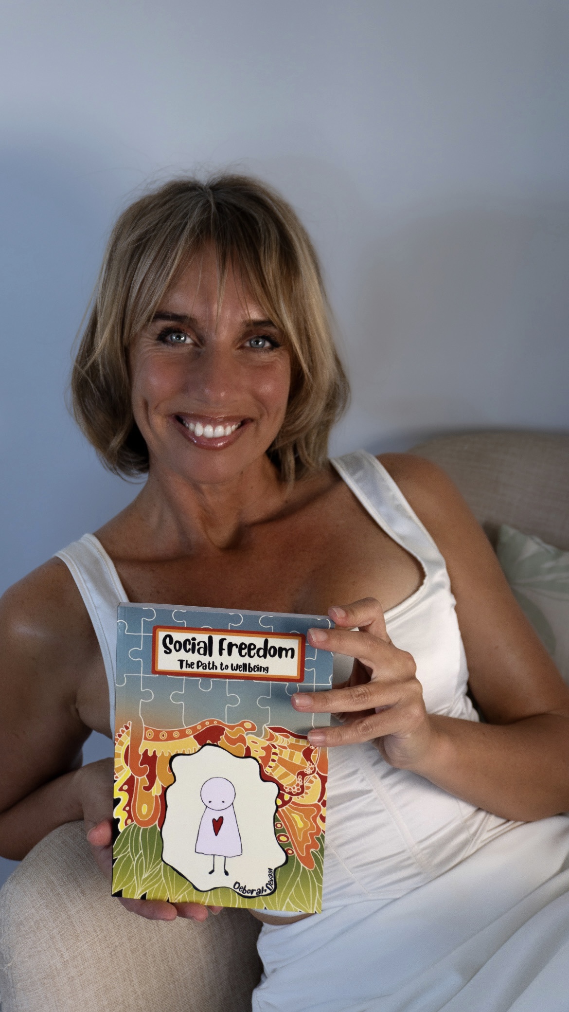 Art therapist Deborah Devaal releases book on mental health coping techniques  post image