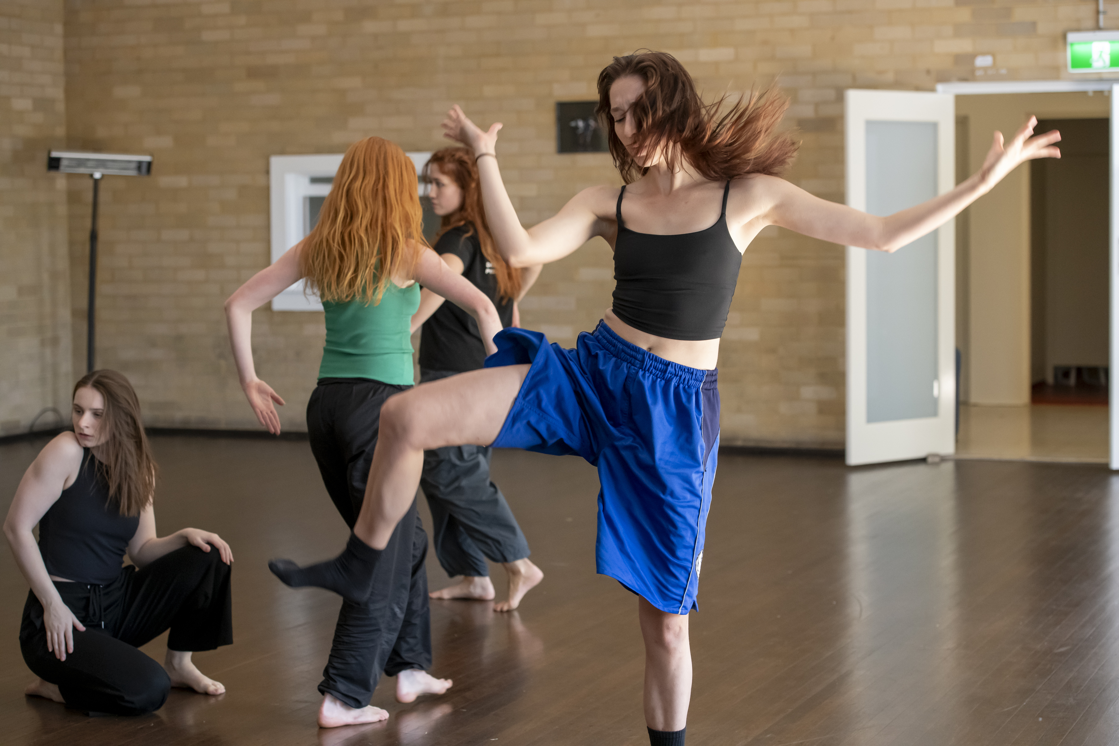 AUSTI. dancers poised to turn Coalcliff hall into a moving arts hub  post image