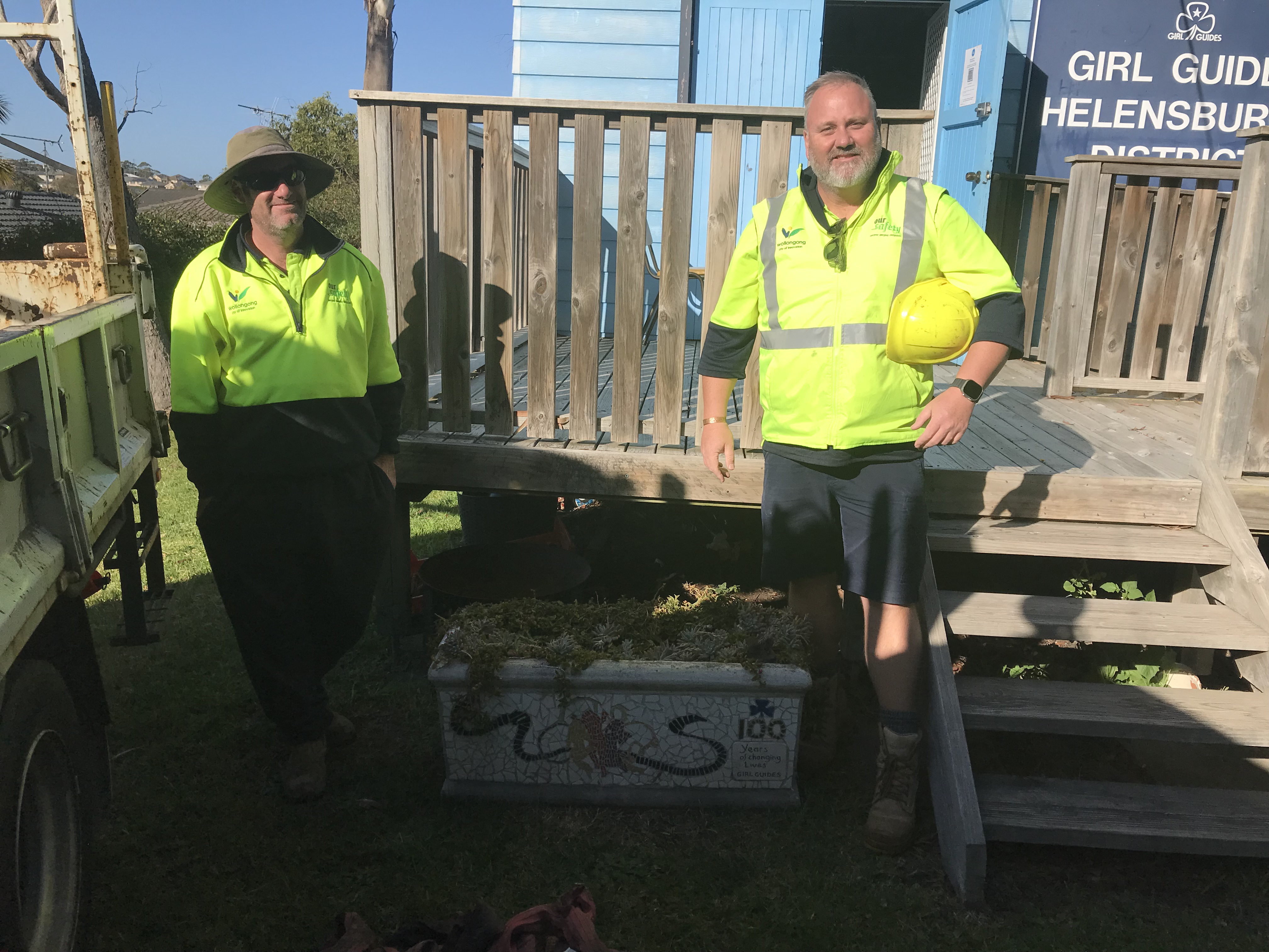 Mystery of missing flower pot solved  post image