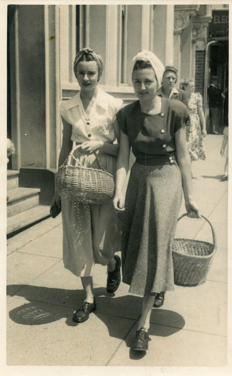 Artist seeks local street photography